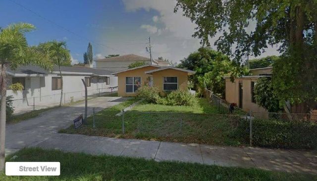 2241 Freedom Street, Hollywood, FL 33020