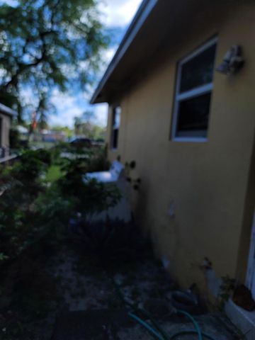 2241 Freedom Street, Hollywood, FL 33020