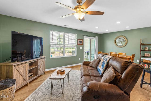 7552 Oliver Park Drive, Whitsett, NC 27377