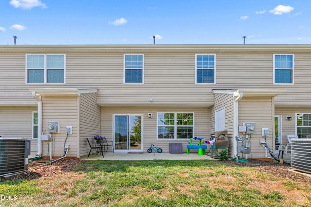 7552 Oliver Park Drive, Whitsett, NC 27377