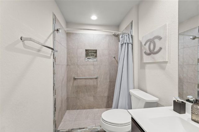 7526 Highland Chase Drive, Richmond, TX 77407