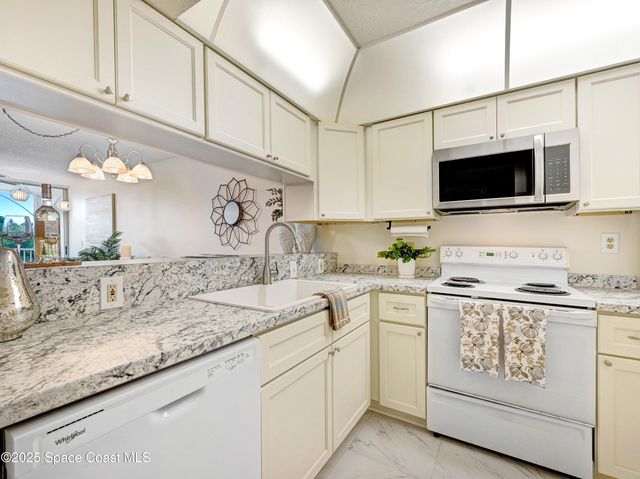 1410 Huntington Lane, 1203, Rockledge, FL 32955