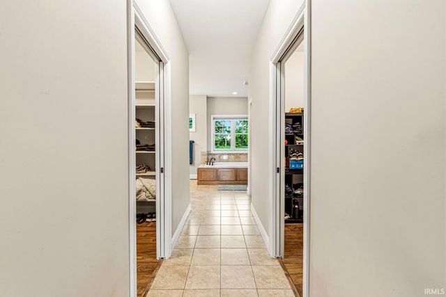 54229 County Road 1, Elkhart, IN 46514