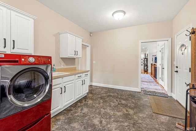 54229 County Road 1, Elkhart, IN 46514
