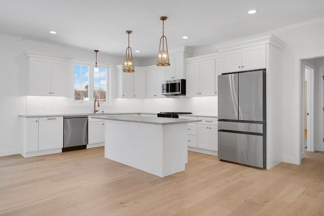 91 Nicole Terrace, Agawam, MA 01030