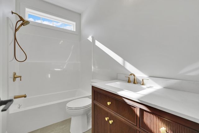 91 Nicole Terrace, Agawam, MA 01030