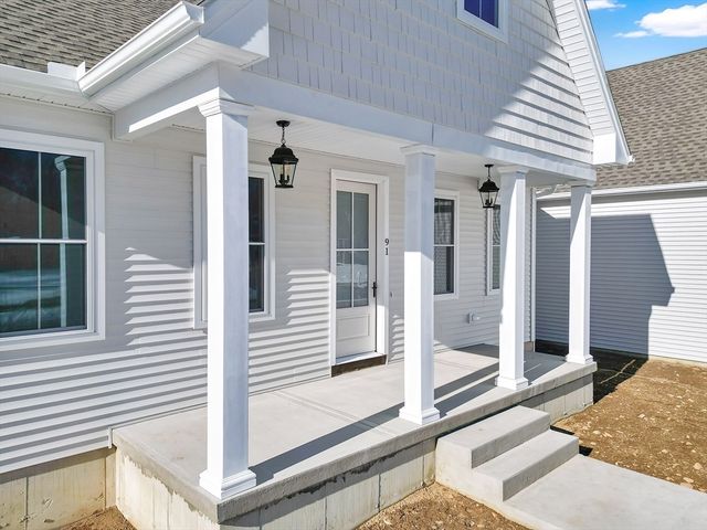 91 Nicole Terrace, Agawam, MA 01030