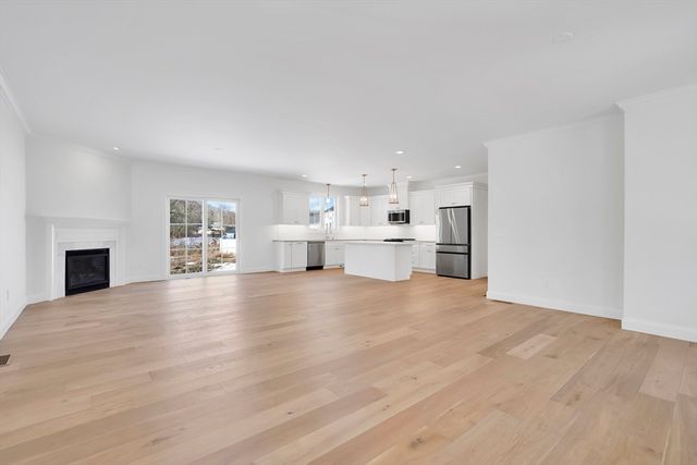 91 Nicole Terrace, Agawam, MA 01030