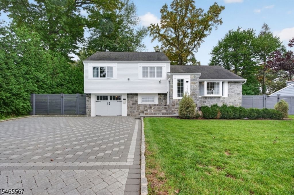 125 Druid Ave, Dumont Boro, NJ 07628 — exterior