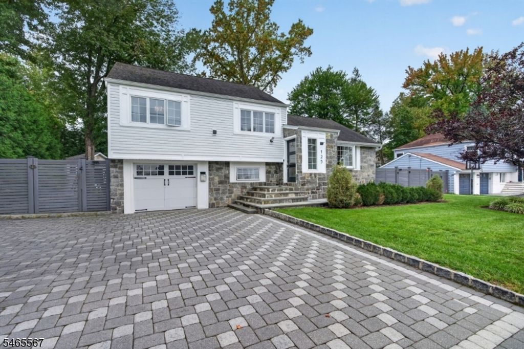 125 Druid Ave, Dumont Boro, NJ 07628 — photo 3