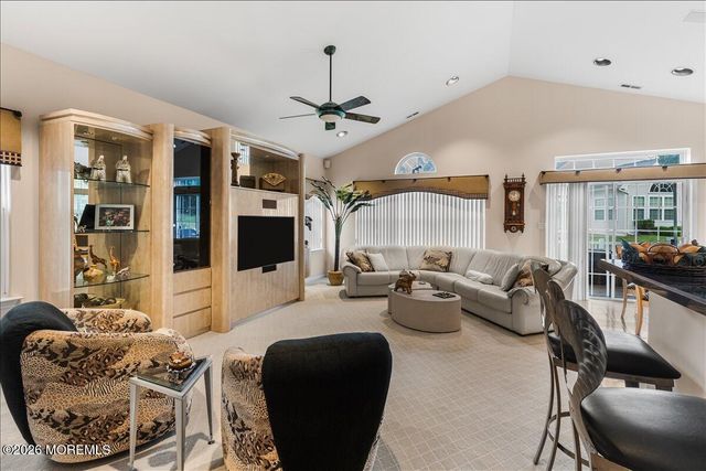 9 Derry Meeting Drive, Manalapan, NJ 07726