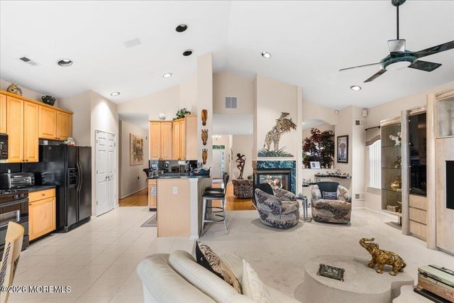9 Derry Meeting Drive, Manalapan, NJ 07726