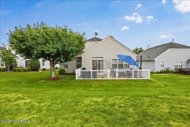 9 Derry Meeting Drive, Manalapan, NJ 07726