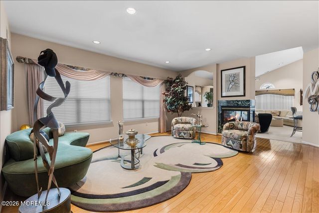9 Derry Meeting Drive, Manalapan, NJ 07726