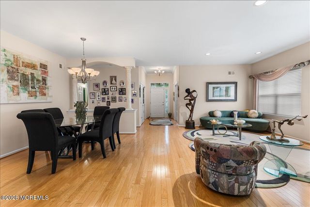 9 Derry Meeting Drive, Manalapan, NJ 07726