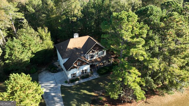 120 Meadow View Glen, Newnan, GA 30265