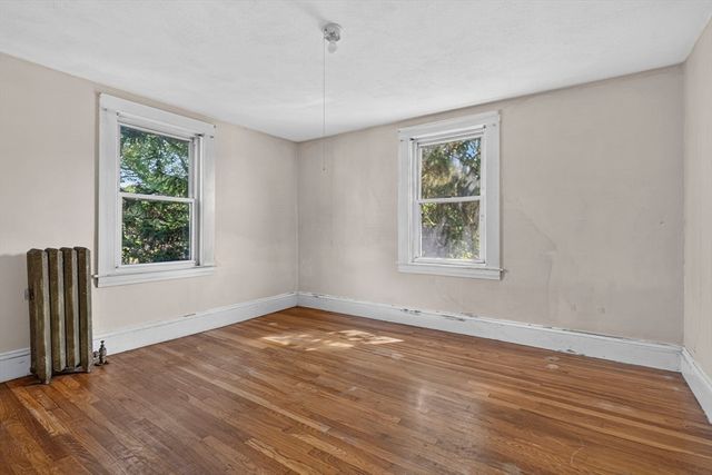 28 Forest St, Arlington, MA 02476