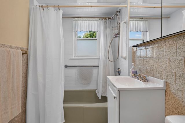28 Forest St, Arlington, MA 02476