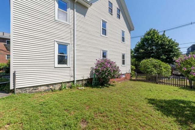 28 Forest St, Arlington, MA 02476