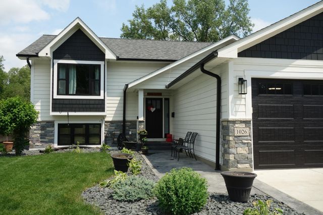 1026 Carrie Street, West Saint Paul, MN 55118