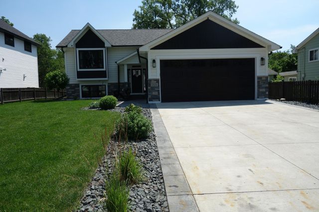 1026 Carrie Street, West Saint Paul, MN 55118