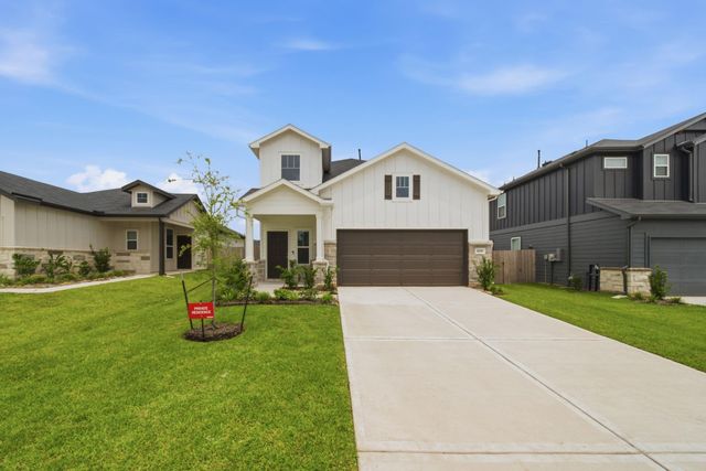 618 Amber Falls Drive, Montgomery, TX 77356