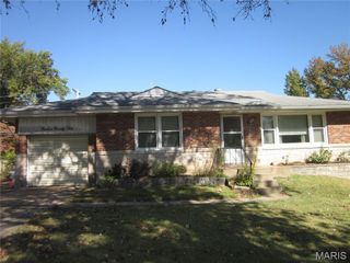 1295 Chambers Road, St Louis, MO 63137