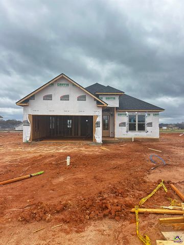 216 Farmland Circle, Perry, GA 31069