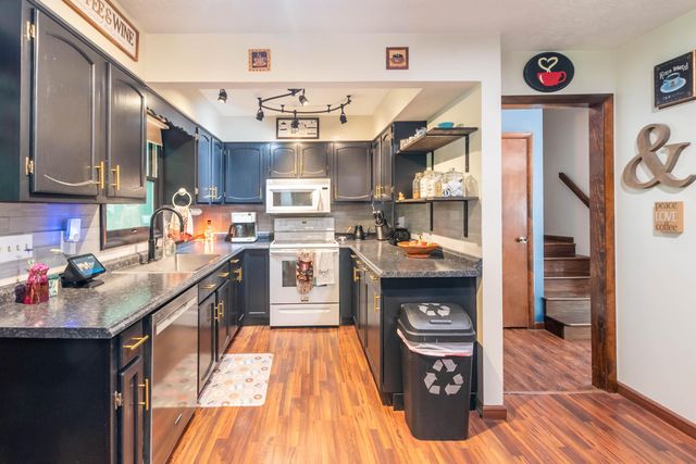6419 Harrisburg Georgesville Road, Grove City, OH 43123