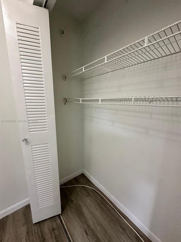 1021 SW 104th Ct 2, Miami, FL 33174