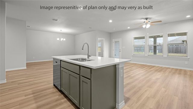 1461 Irigoyen St, Corpus Christi, TX 78415