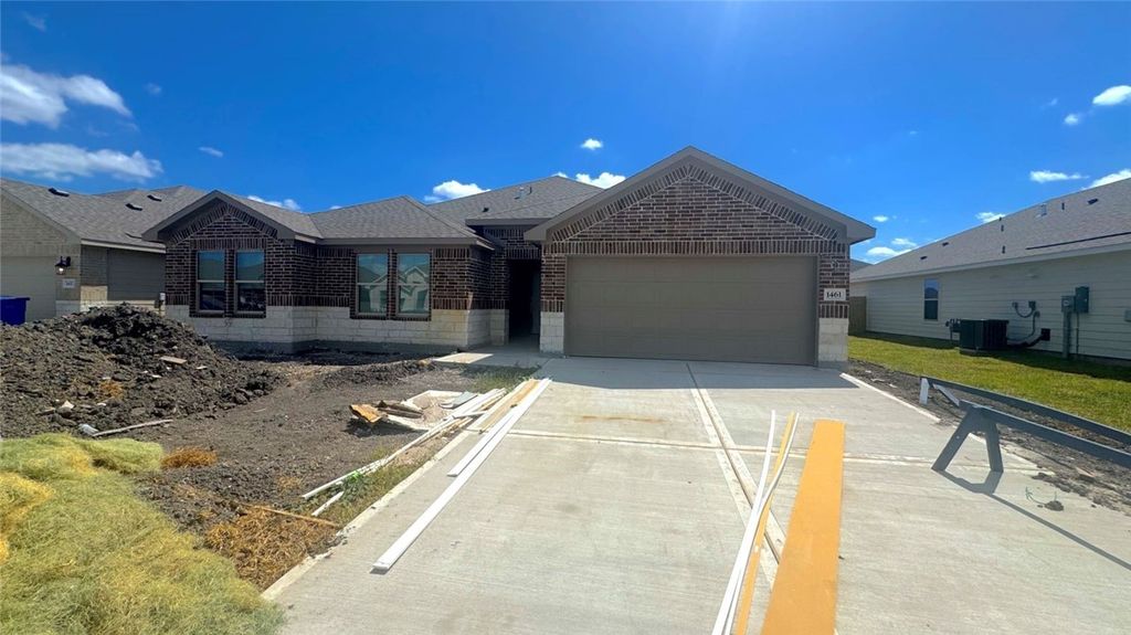 1461 Irigoyen St, Corpus Christi, TX 78415 — photo 2