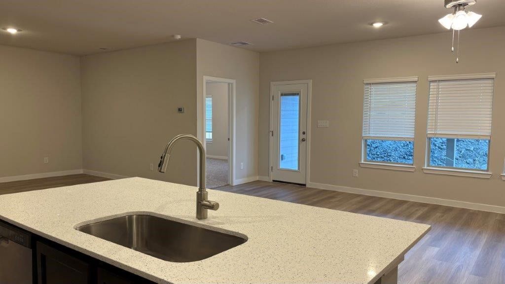 1461 Irigoyen St, Corpus Christi, TX 78415 — photo 4