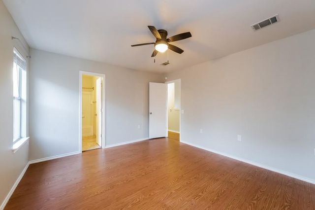 5920 Silver Screen DR, Austin, TX 78747