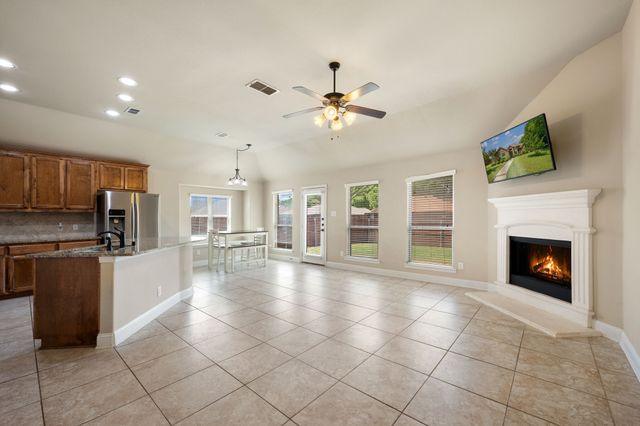 437 Da Vinci Lane, Wylie, TX 75098