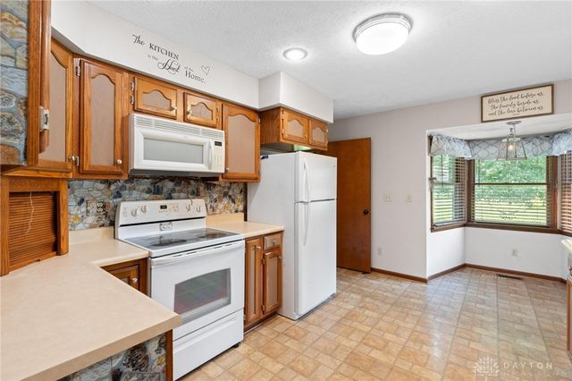 1985 State Route 730, Wilmington, OH 45177