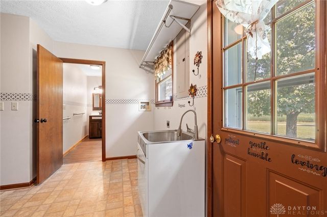 1985 State Route 730, Wilmington, OH 45177