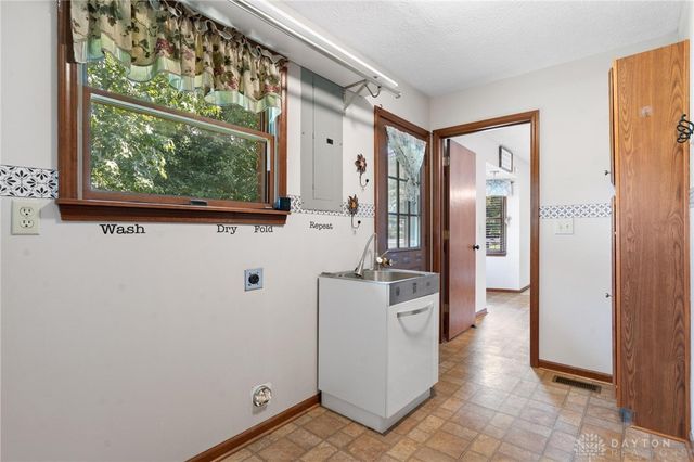 1985 State Route 730, Wilmington, OH 45177