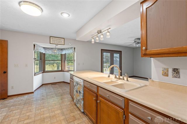 1985 State Route 730, Wilmington, OH 45177