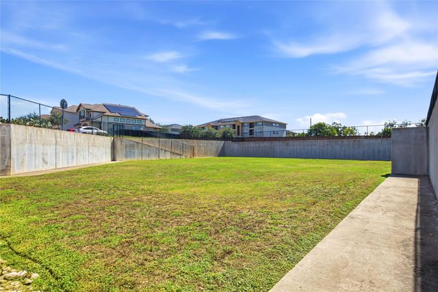 1214 Falconer WAY, Austin, TX 78748