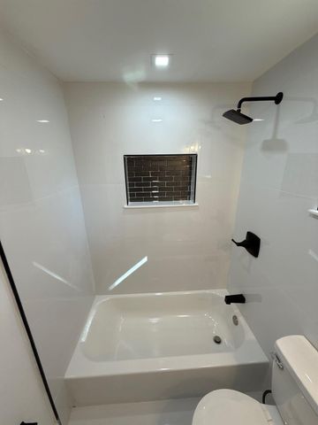 1282 NW 35TH Street 06, Miami, FL 33142
