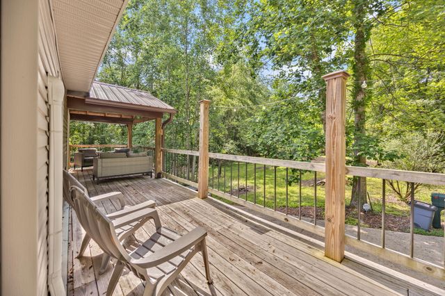 246 Fox Run Road, Nancy, KY 42544
