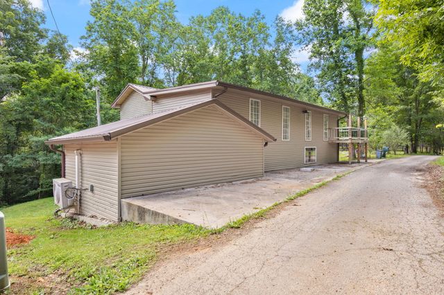 246 Fox Run Road, Nancy, KY 42544