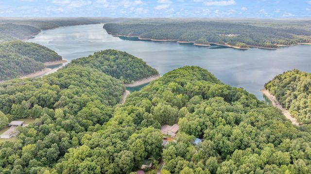 246 Fox Run Road, Nancy, KY 42544