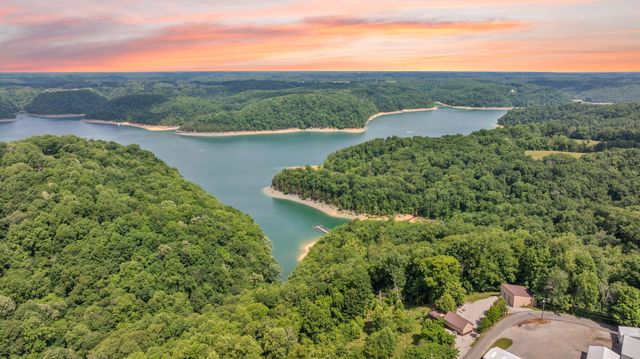 246 Fox Run Road, Nancy, KY 42544