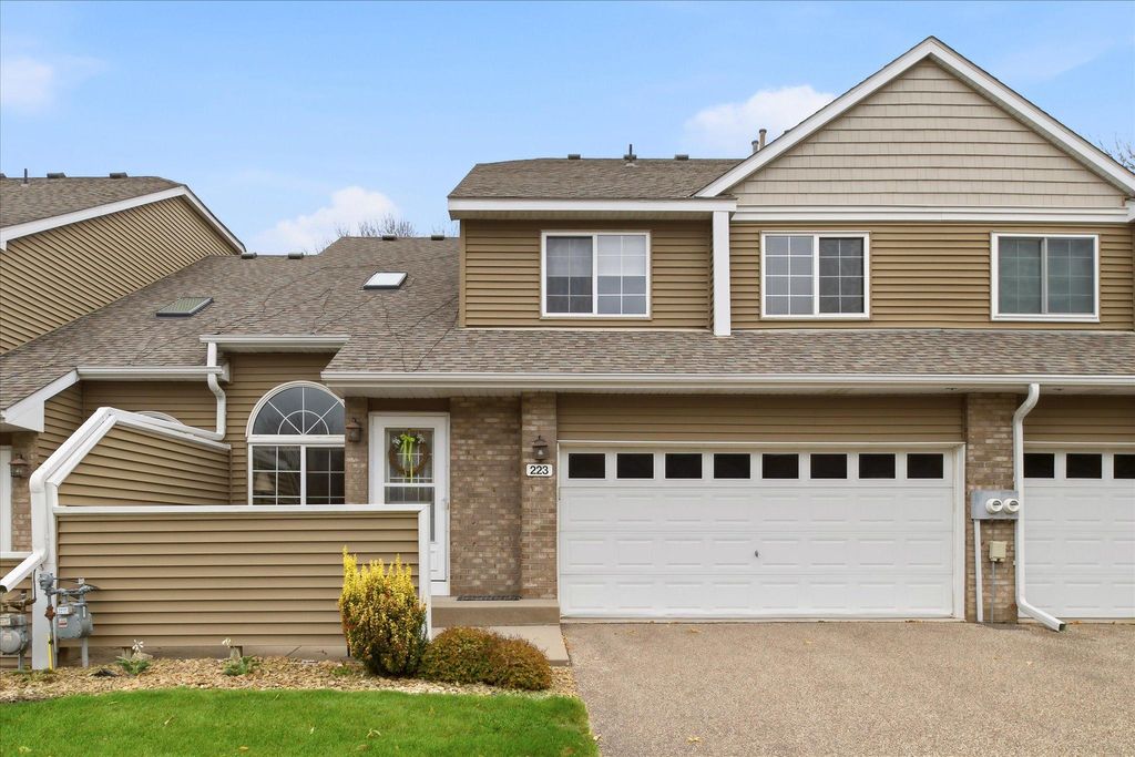 223 Primrose Court, Vadnais Heights, MN 55127 — exterior