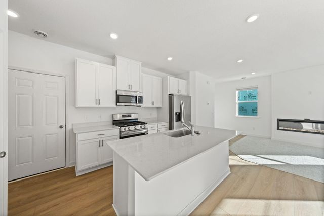 11052 203rd Street W, Lakeville, MN 55044