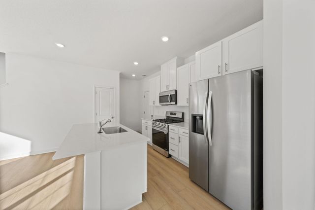 11052 203rd Street W, Lakeville, MN 55044