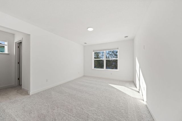 11052 203rd Street W, Lakeville, MN 55044