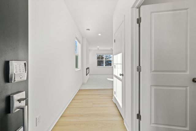 11052 203rd Street W, Lakeville, MN 55044